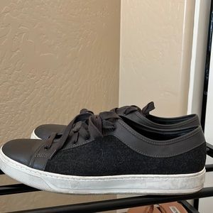 Mens Vance casual size 11